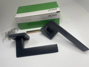 AJAX ULTRA  JK BL 24